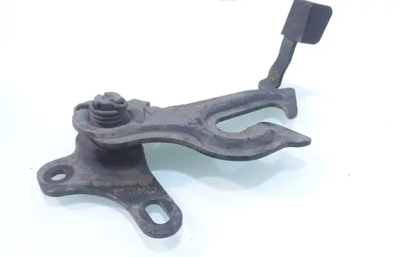 Volvo S80 Engine bonnet (hood) release handle 30779840