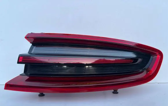 Porsche Macan (95B) Rear/tail lights 95B945096D 01149902 T95B044