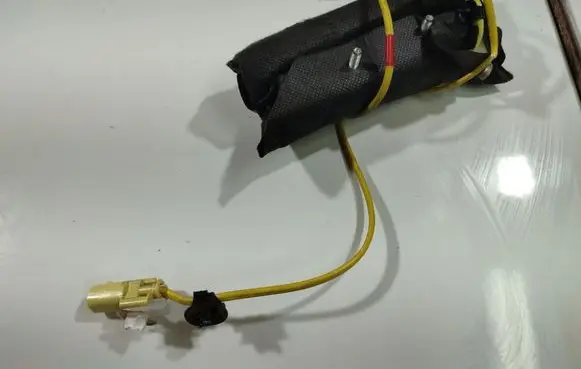 Mitsubishi Lancer X Seat airbag 402335308261