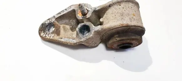 Volkswagen PASSAT B5.5 Rear axle beam mounts housing 8e0501521h