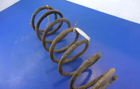 BMW 7 E32 Front coil spring