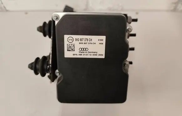 Audi A4 S4 B8 8K ABS Pump 8K0907379CH