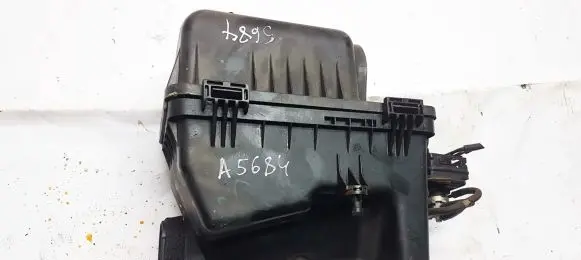 KIA Carnival Air filter box