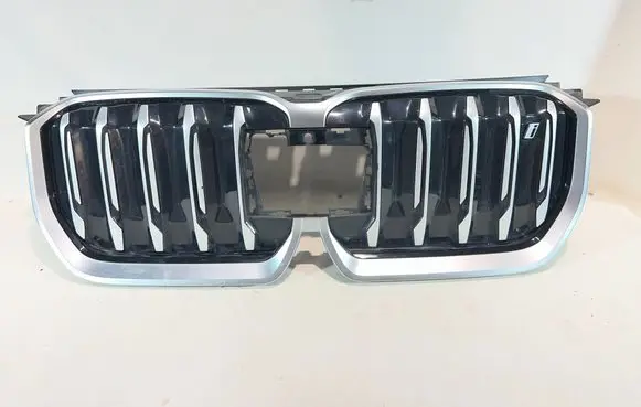 BMW X1 U11 Front bumper upper radiator grill 9883426