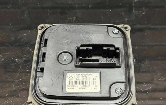 Mercedes-Benz C W204 LED ballast control module A2189000002 532469848 0869832