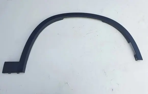 BMW X1 F48 F49 Front arch trim 7332338