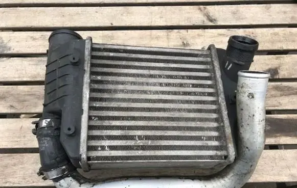 Audi A6 S6 C6 4F Intercooler radiator