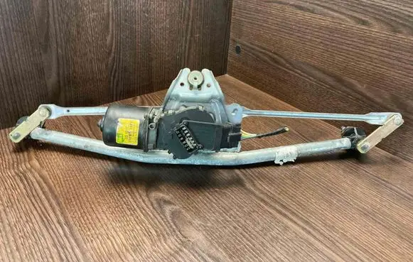 Renault Kangoo I Front wiper linkage and motor 53563102