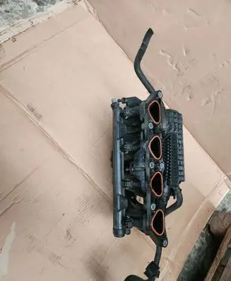 Skoda Fabia Mk2 (5J) Intake manifold 036129709HF