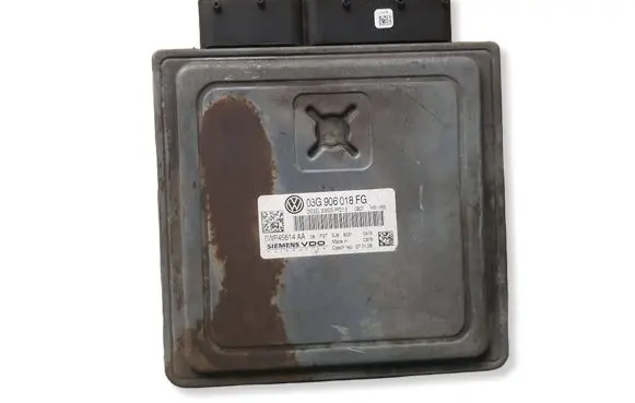 Volkswagen PASSAT B6 Engine control unit/module 03G906018FG