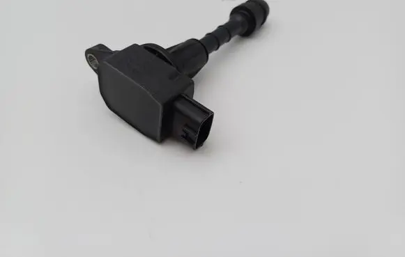 High voltage ignition coil