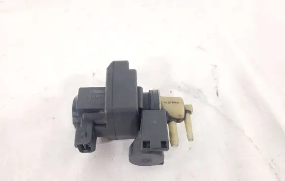 Renault Megane II Turbo solenoid valve 8200486264 70115200