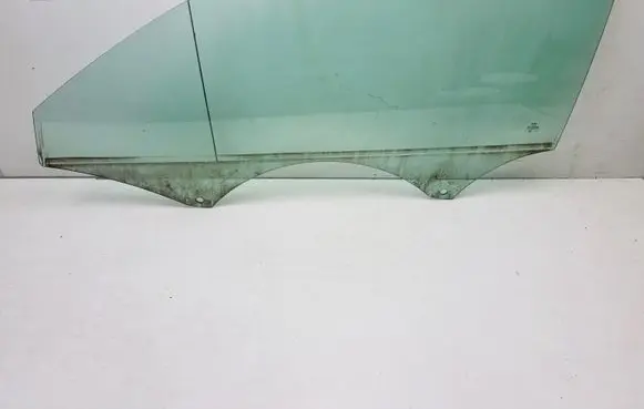 Audi A1 Front door window/glass (coupe) 43R00082 DOT90AS2M40A
