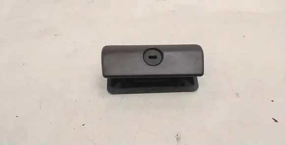 BMW 3 E46 Glove box handle