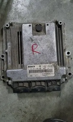 Renault Laguna II Engine control unit/module 0281013505 8200520036