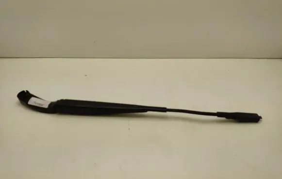 Ford Mustang VI Front wiper blade arm FR3B17C495AA