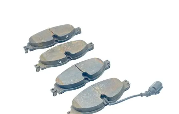Volkswagen Golf VII Brake pads (front) 8V0698151