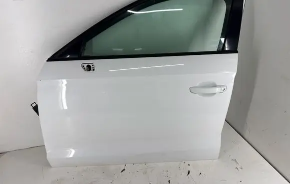 Audi A3 S3 8V Front door 8V5831051D