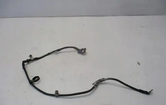 Toyota Land Cruiser (J120) Positive cable (battery)