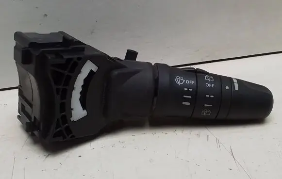 Nissan X-Trail T30 Wiper control stalk 8H905