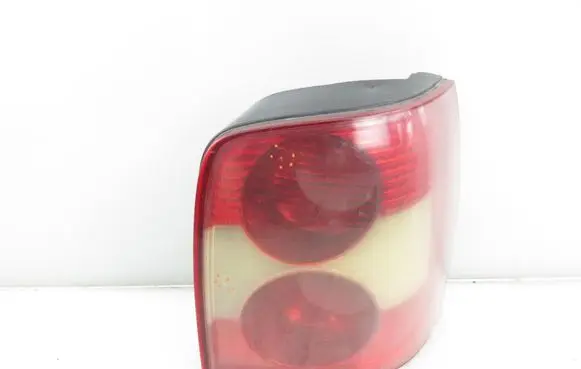 Volkswagen PASSAT B5 Rear/tail lights 3B9945096AA
