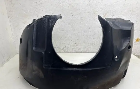 Ford Mondeo Mk III Front wheel arch liner splash guards 2S7116114BE