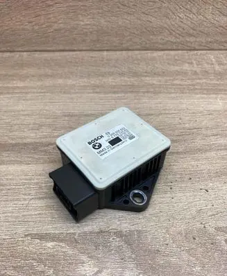 BMW 5 E60 E61 ESP acceleration yaw rate sensor 6770137 0265005622