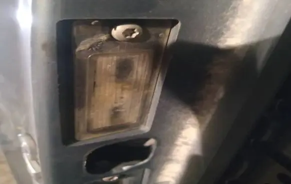 Volvo S60 Number plate light