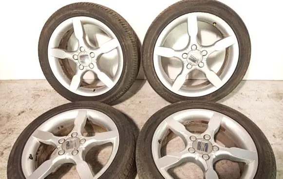 Seat Altea XL R17 alloy rim 