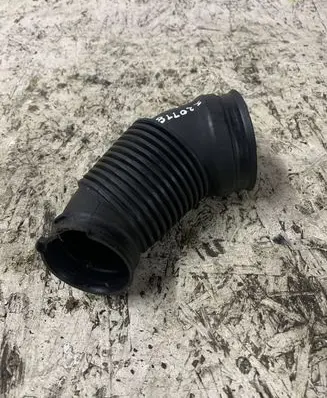 Audi A6 S6 C6 4F Air intake duct part 4F0129615