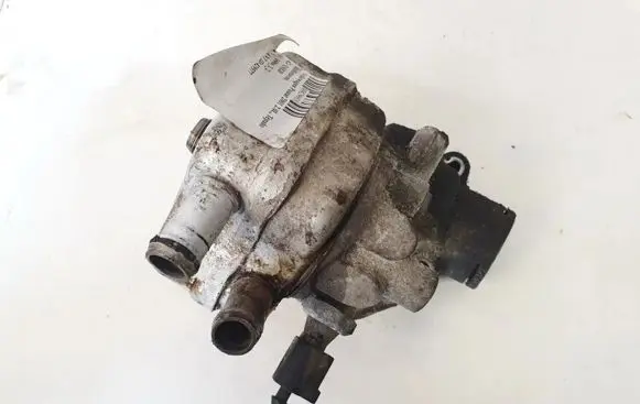 Volkswagen PASSAT B5.5 Engine oil radiator 