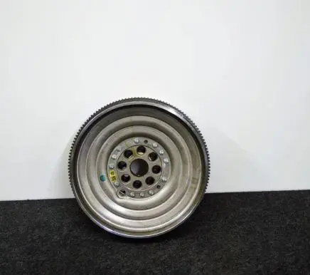 Mercedes-Benz CLA C117 X117 W117 Flywheel A2700301005