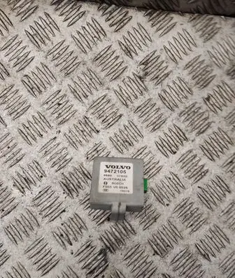 Volvo XC70 Alarm control unit/module 9472105