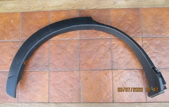 Mitsubishi Eclipse Cross Rear arch trim 7400A512