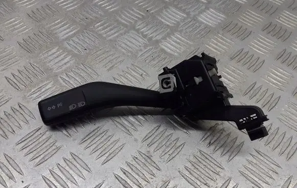 Seat Leon (1P) Indicator stalk 1K0953513
