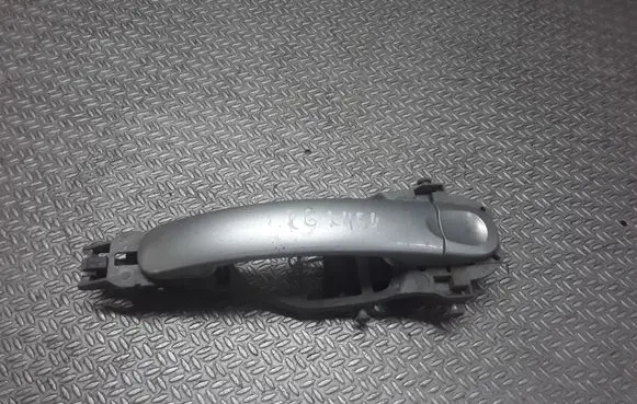 Volkswagen Jetta V Rear door exterior handle