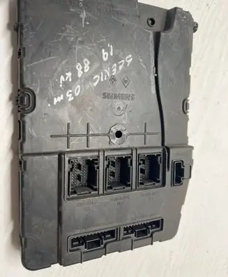 Renault Scenic II - Grand scenic II Comfort/convenience module 8200306434
