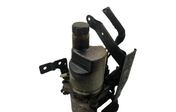 Volvo C30 Power steering pump 5N513K514AD 30741955