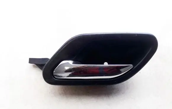 BMW 5 E39 Rear door interior handle 8226049