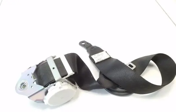 BMW X3 E83 Front seatbelt 34003070B