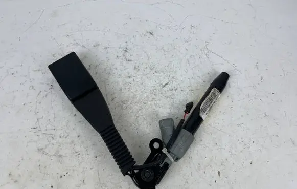 BMW X5M E70 Front seatbelt buckle 9172211