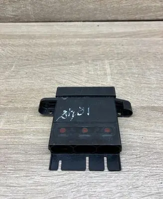 BMW 5 F10 F11 Current control relay 6114915341802
