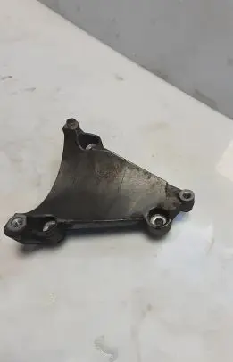 Audi A6 S6 C6 4F A/C compressor mount bracket 06E260835C