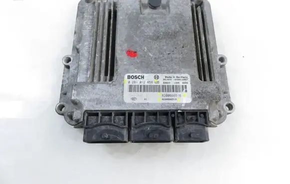 Renault Trafic II (X83) Engine control unit/module 8200666519 8200666516 0281012658
