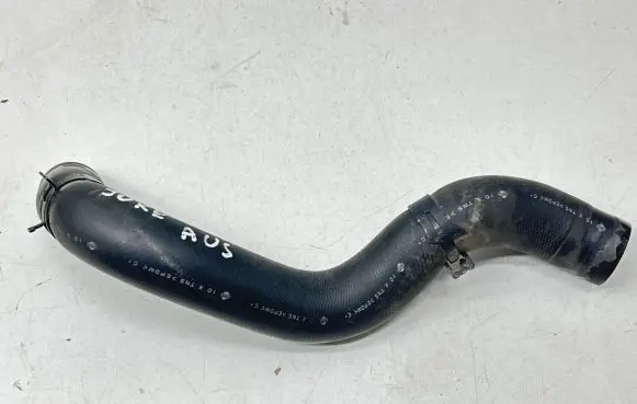 Nissan Juke I F15 Engine coolant pipe/hose