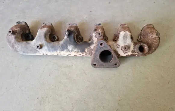 Nissan Patrol Y61 Exhaust manifold