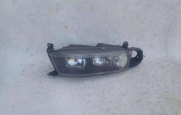 Mitsubishi Galant Headlight/headlamp