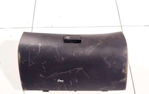 Toyota Avensis T250 Glove box 5555005070 55550-05070