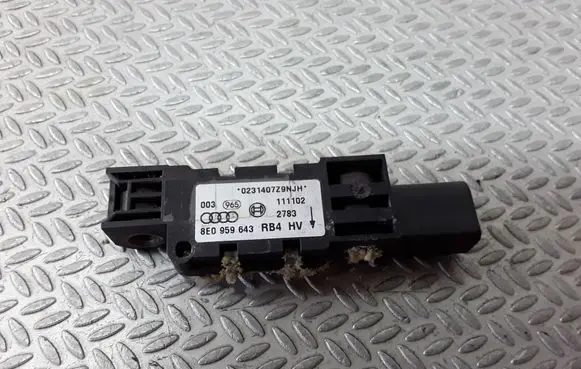 Audi A4 S4 B6 8E 8H Airbag deployment crash/impact sensor