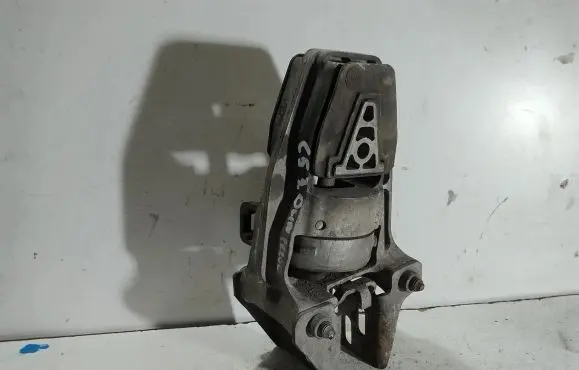 Citroen C5 Aircross Gearbox mounting bracket
